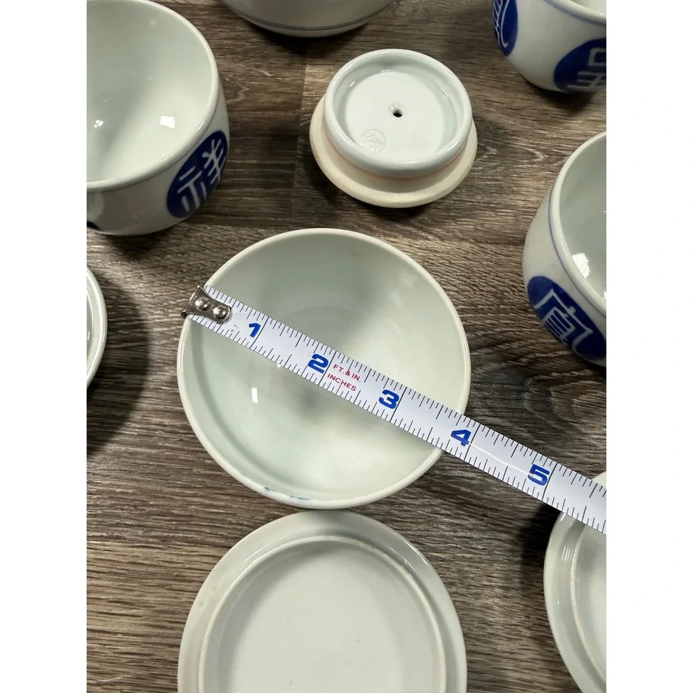 Vintage Japanese Blue White Porcelain Tea Set Teapot 4 Lidded Cups Bamboo Handle